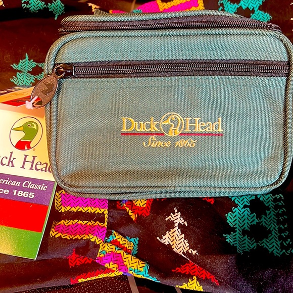 Duck Head Handbags - Duck head vintage nwt Fanny pack